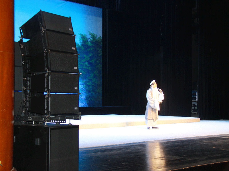 线阵列扬声器，歌绿巨人app黑科技扬声器，主扩扬声器，拉声像扬声器，返听扬声器，点声源扬声器