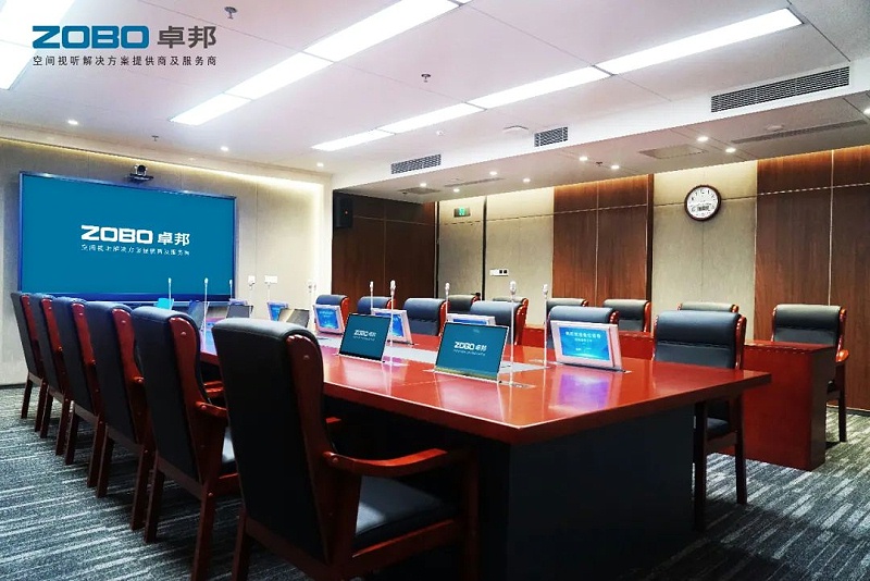 会议室绿巨人在线下载免费版设备遇到哪些故障如何解决
