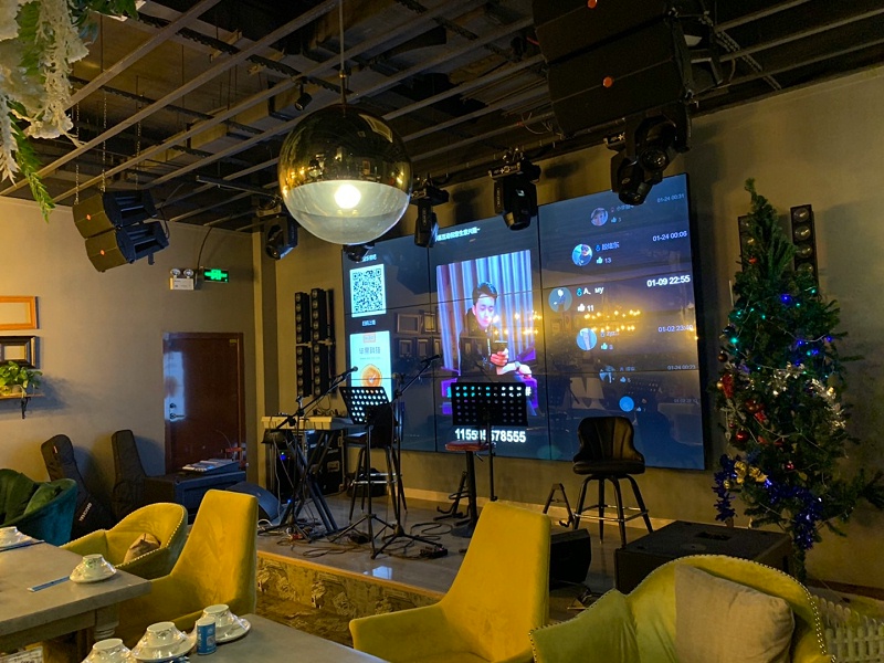 酒吧的绿巨人在线下载免费版设备应该怎么选择