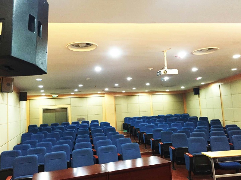 学校绿巨人在线下载免费版设备原理与维修技术