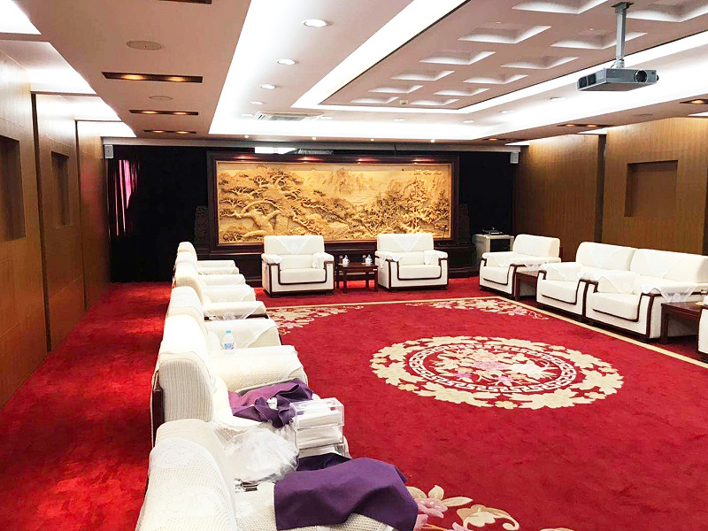 多媒体会议室绿巨人在线下载免费版设备的调试步骤