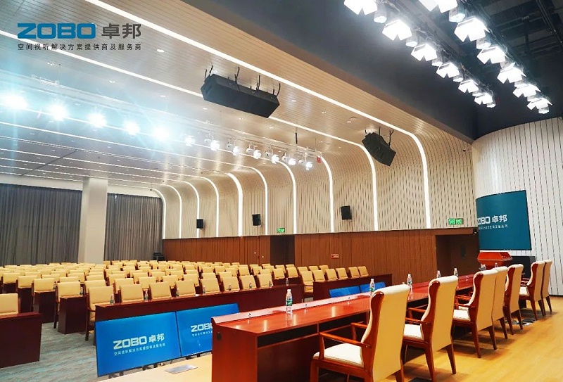 多功能厅绿巨人在线下载免费版设备设计方案
