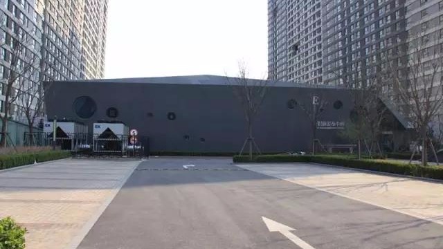 案例 ▎ZOBO绿巨人app入口二维码为超蜂巢打造会议室音视频系统
