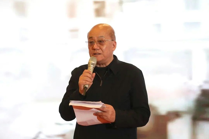 中国舞台美术学会绿巨人在线下载免费版专业委员会副主任羊晓方